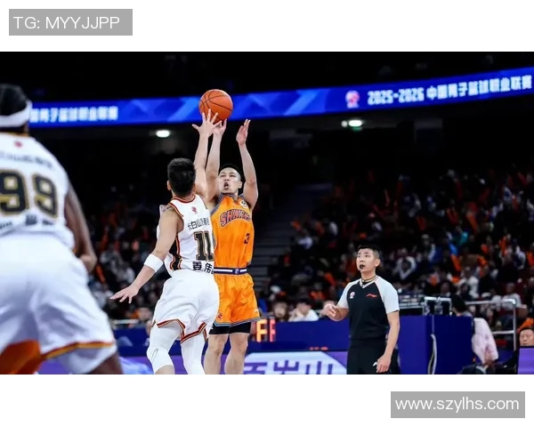 CBA辽宁队对阵上海队精彩视频直播全程回顾与赛后分析