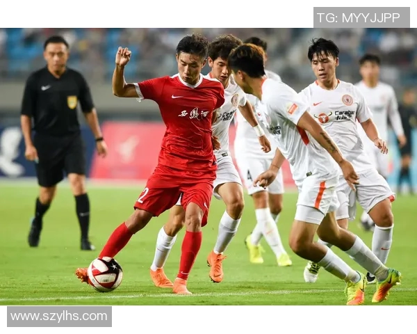 中国U21青年队迎战阿联酋队力争在友谊赛中展现实力与风采 中国U21青年队迎战阿联酋队力争在友谊赛中展现实力与风采