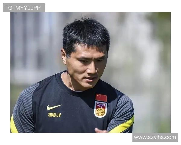 新秀与年轻球员崭露头角引领球队未来发展新趋势