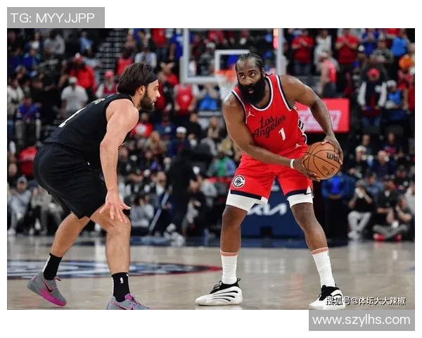 2014年骑士与快船对决回顾:经典比赛瞬间与球星表现分析 2014年骑士与快船对决回顾:经典比赛瞬间与球星表现分析