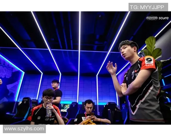 和平精英战队EDG的战术节奏解析与团队协作深度剖析MBA