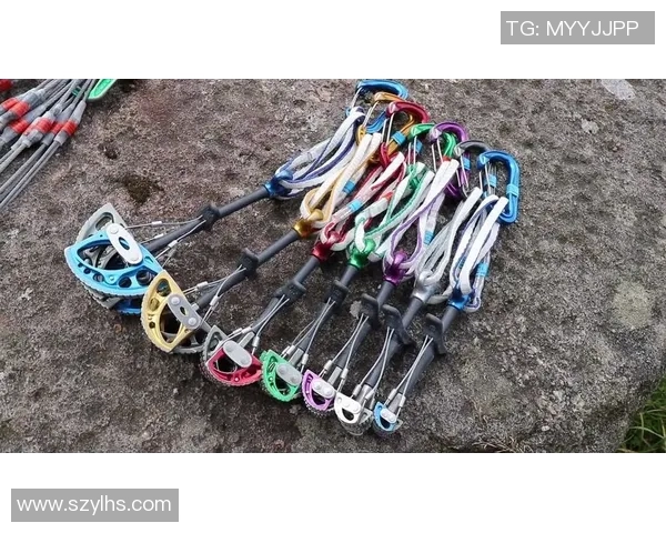 攀岩装备选购指南专业服装推荐与搭配技巧分享